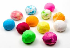 Effervescent Foaming Bath Bombs